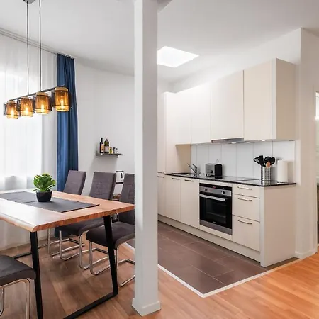 Spirit - Zentral Am - Parkplatz *